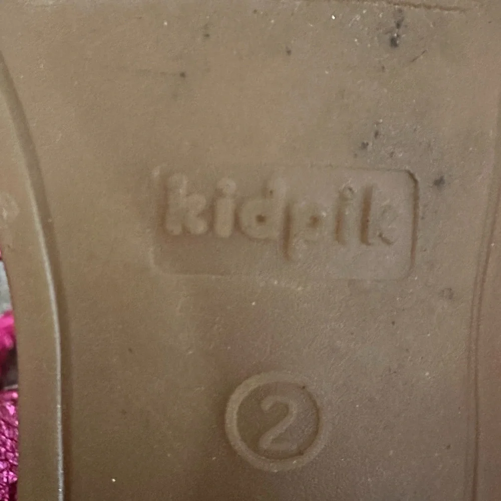 Kidpik Metallic Pink Gladiator Sandals